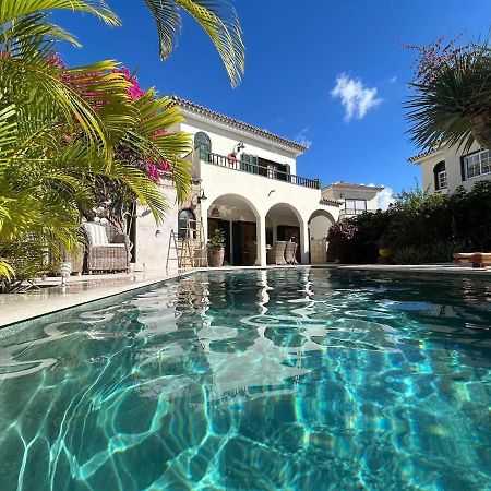 Villa Ibiza - Beautiful House With Private Pool Chayofa Bagian luar foto