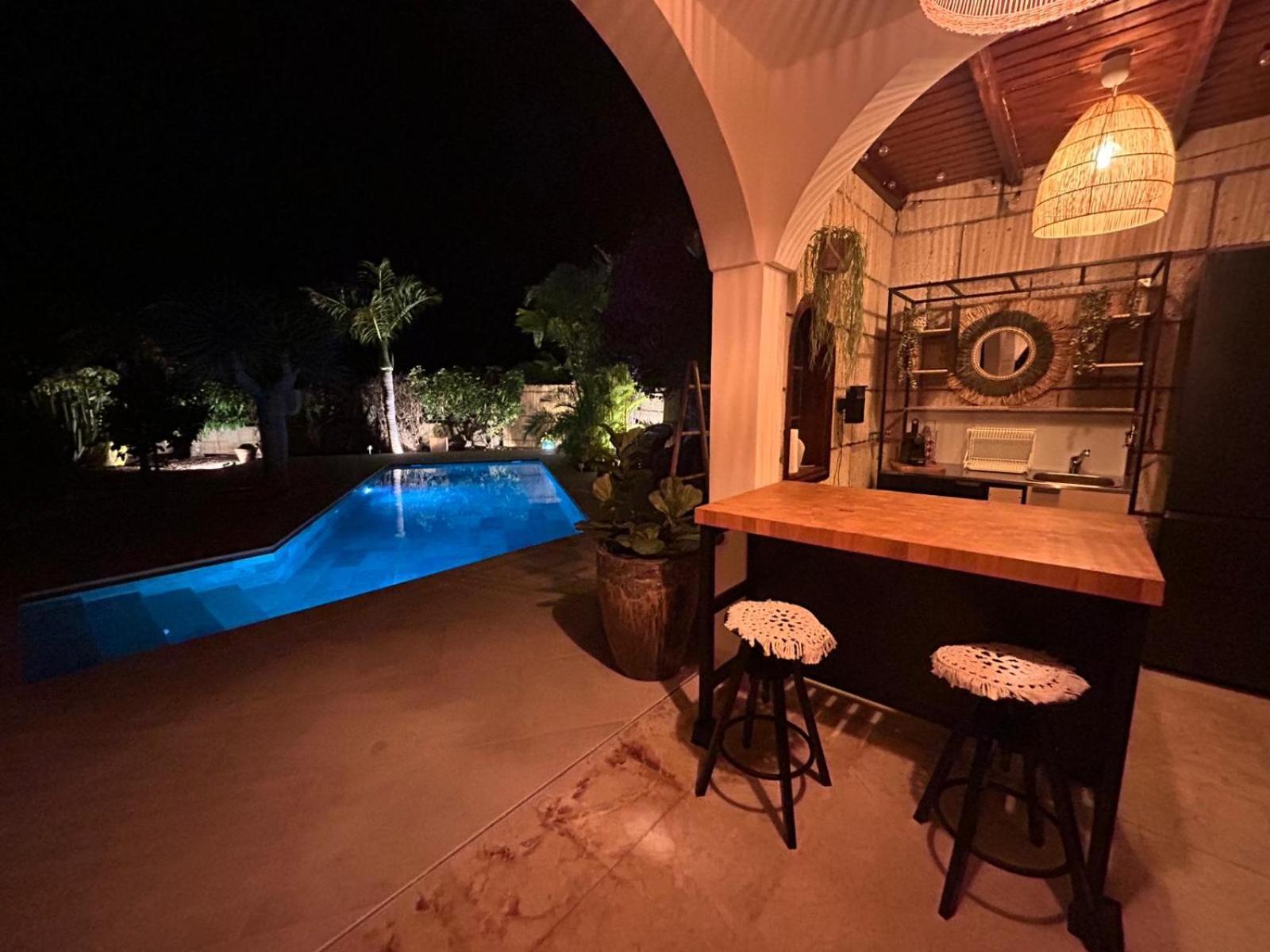 Villa Ibiza - Beautiful House With Private Pool Chayofa Bagian luar foto
