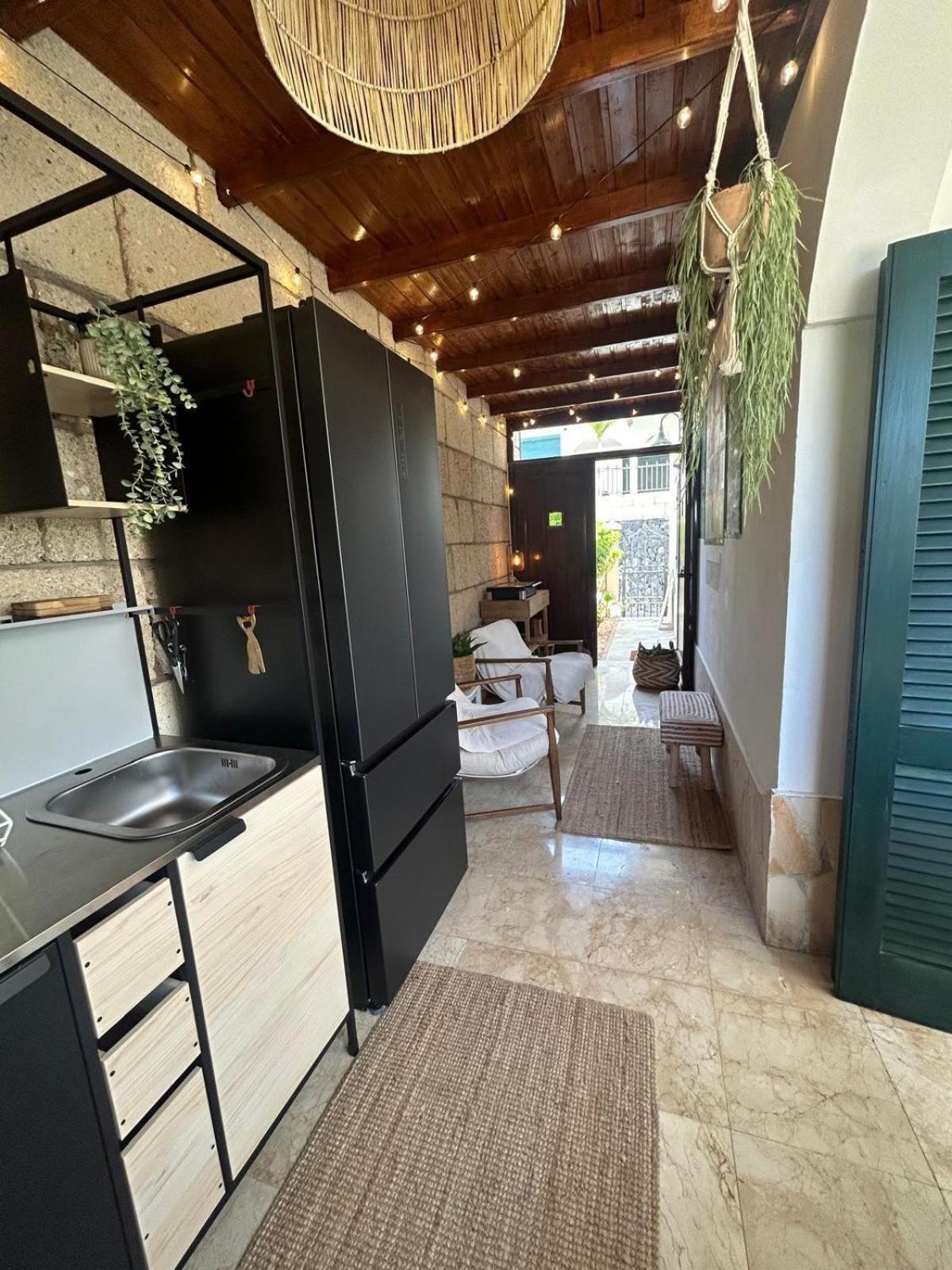 Villa Ibiza - Beautiful House With Private Pool Chayofa Bagian luar foto